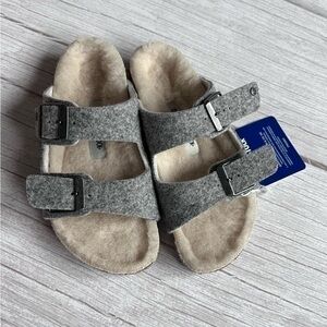 BIRKENSTOCK Arizona Rivet Girls Sandals